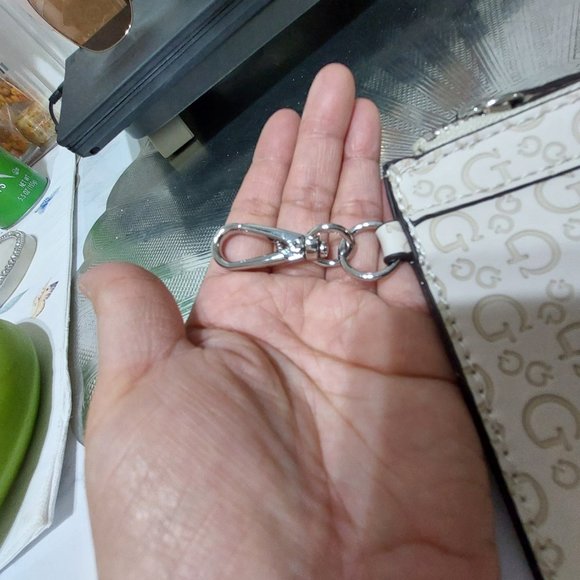 GUESS Thin Wristlet Purse with Keychain Bag Small Mini Practical Simple Stylish - Picture 8 of 9